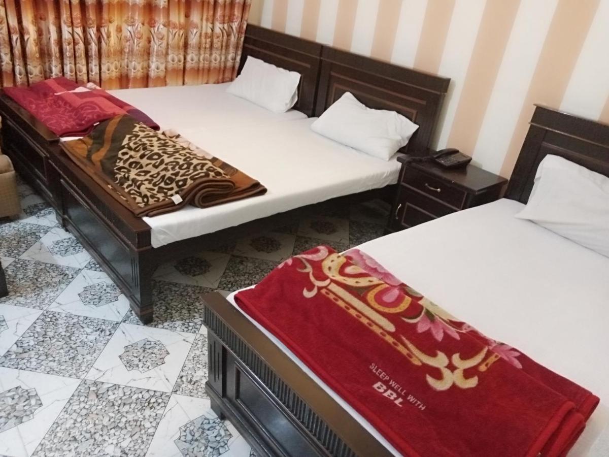 Hotel De Grand Равалпинди Екстериор снимка